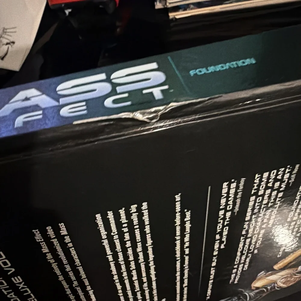 Mass Effect 1 & 2 Comics Hardcover Dark Horse Comics May 2015) Redemption Good